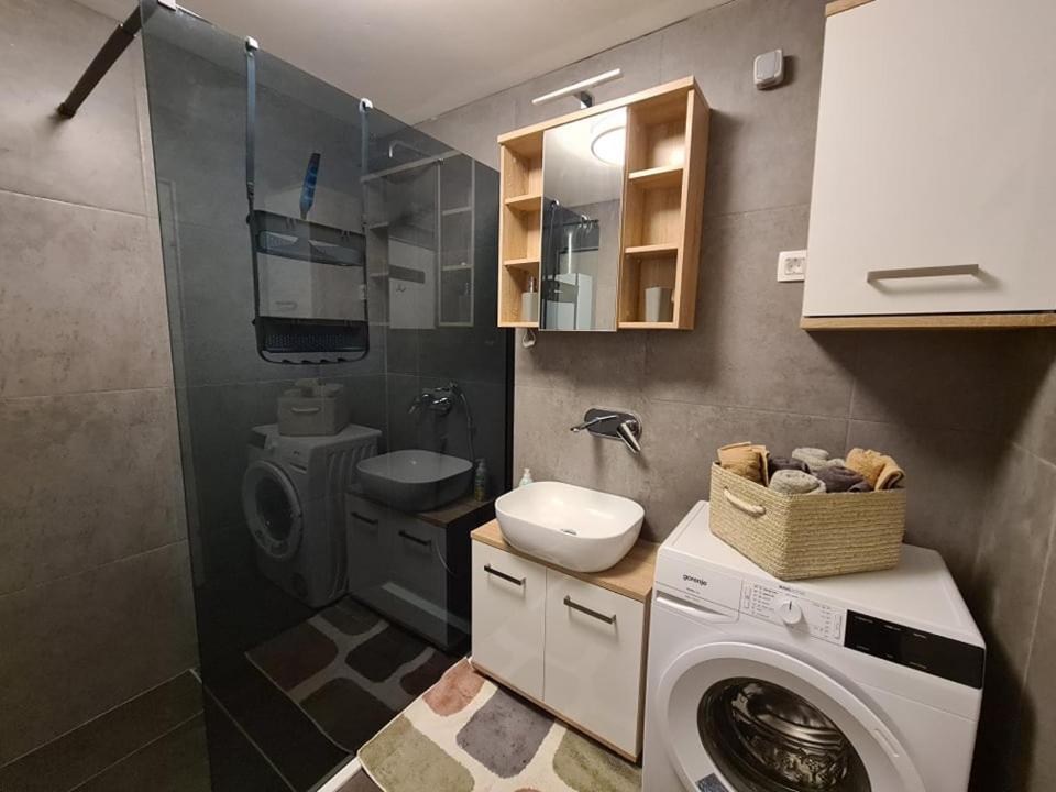 Valkane Beach Studio Apartment プーラ エクステリア 写真