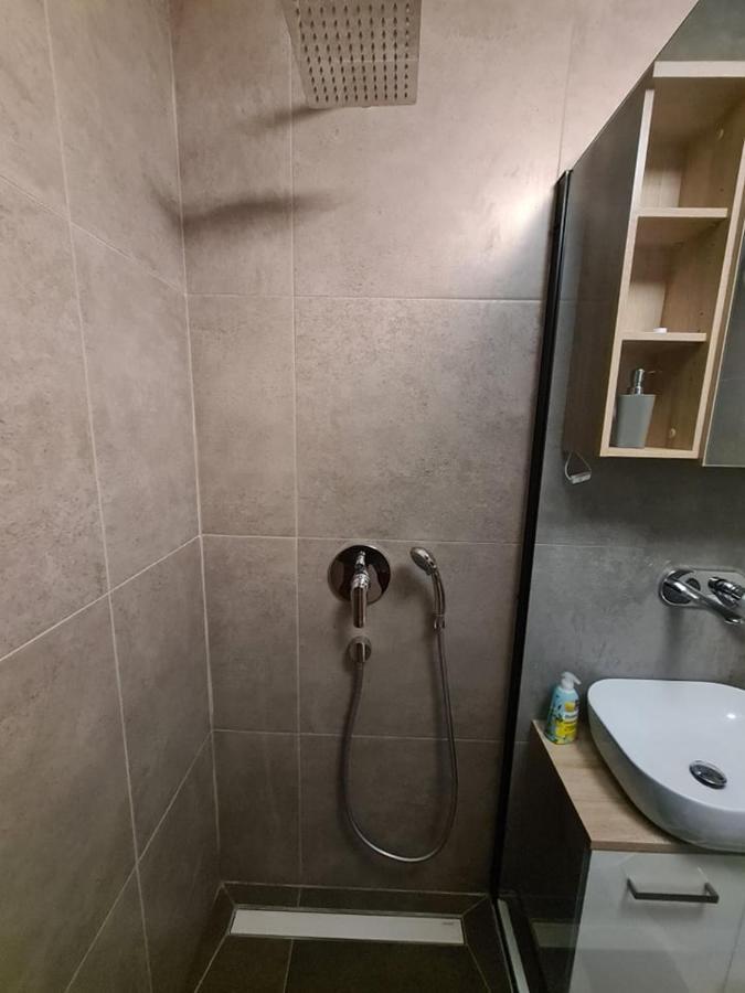 Valkane Beach Studio Apartment プーラ エクステリア 写真